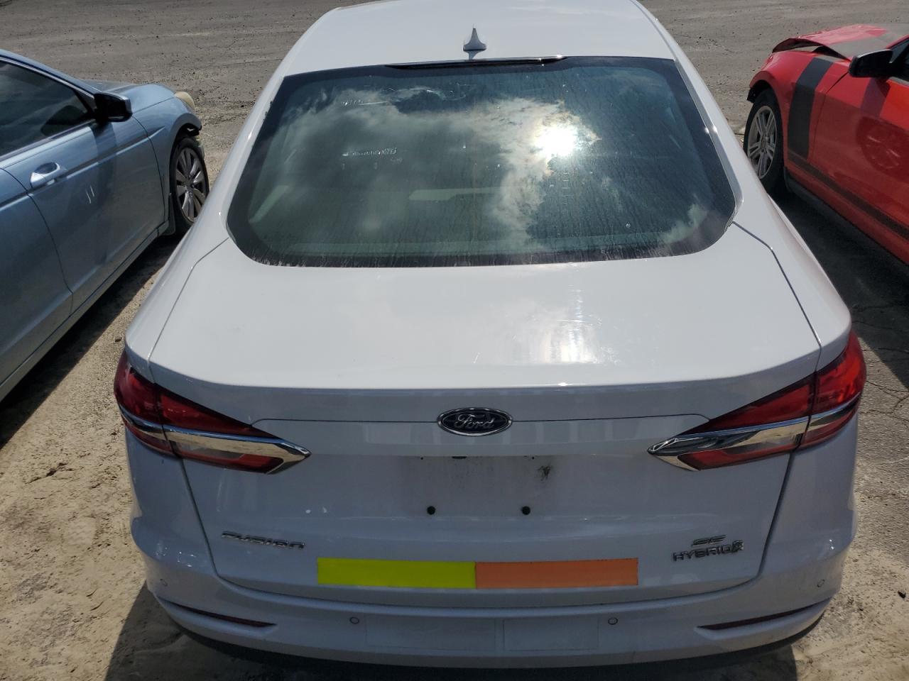 2019 Ford Fusion Se VIN: 3FA6P0LU4KR124883 Lot: 54025765