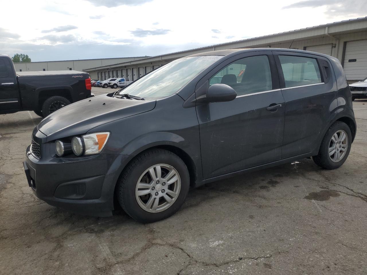 2015 Chevrolet Sonic Lt на продаже в Louisville, KY - Hail