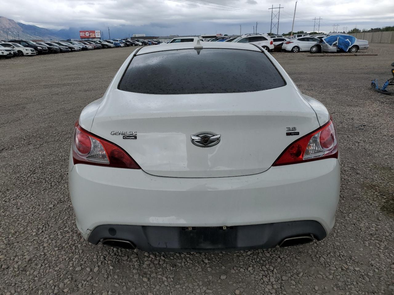 2012 Hyundai Genesis Coupe 3.8L VIN: KMHHU6KH7CU067717 Lot: 57170255