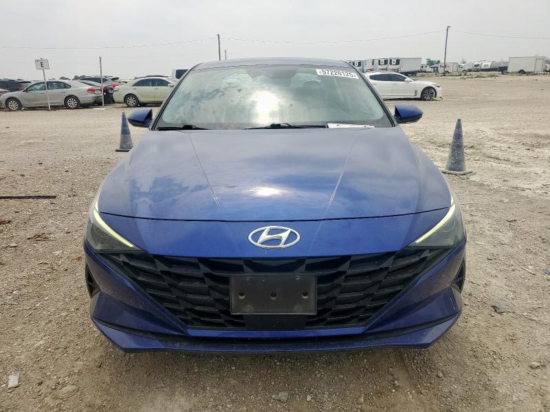  HYUNDAI ELANTRA 2021 Синій