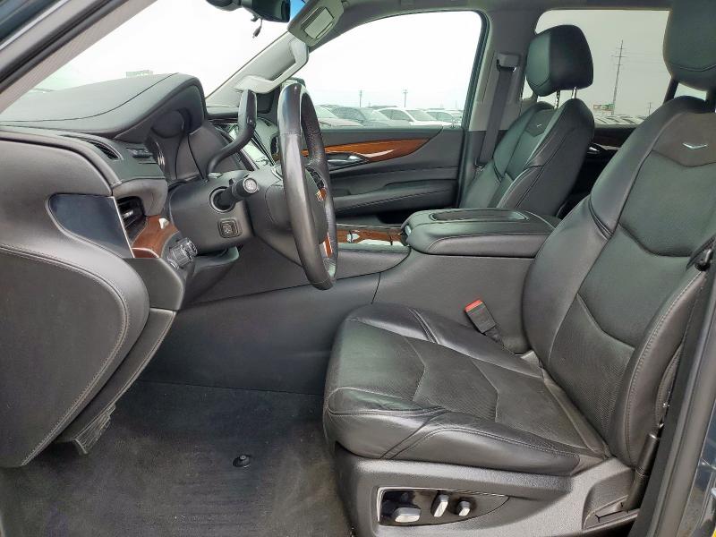  CADILLAC ESCALADE 2019 Синий