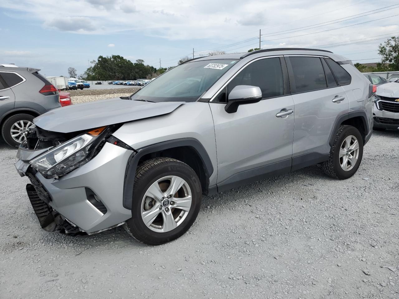 2020 Toyota Rav4 Xle na sprzedaż w Riverview, FL - Front End