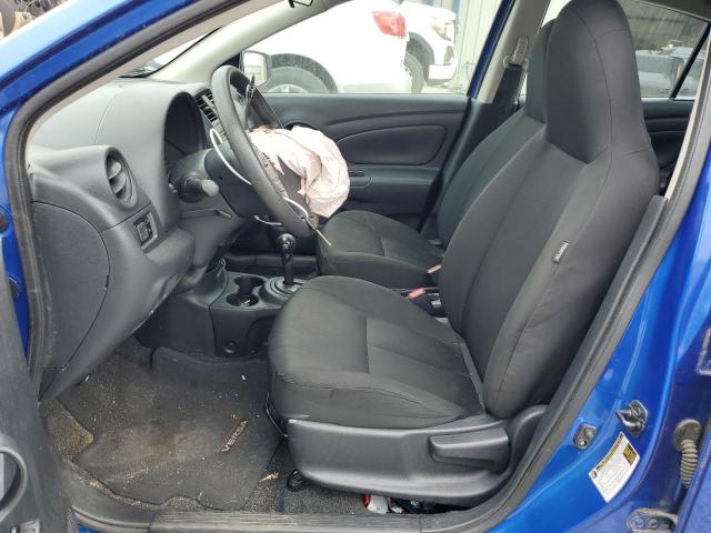  NISSAN VERSA 2017 Синий