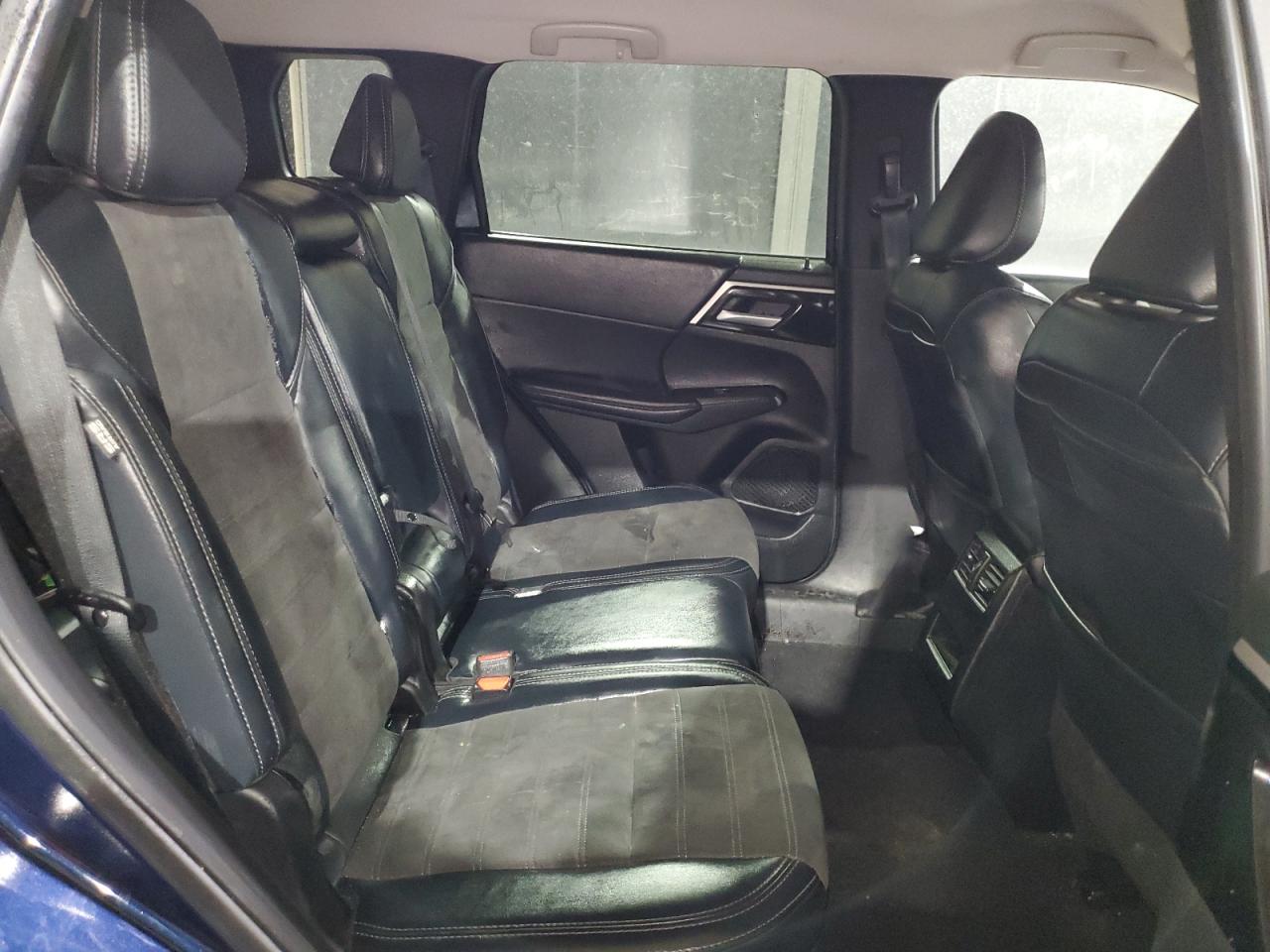 2024 Mitsubishi Outlander Se VIN: JA4J4VA84RZ039557 Lot: 56915595