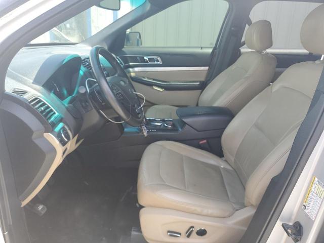  FORD EXPLORER 2016 Srebrny