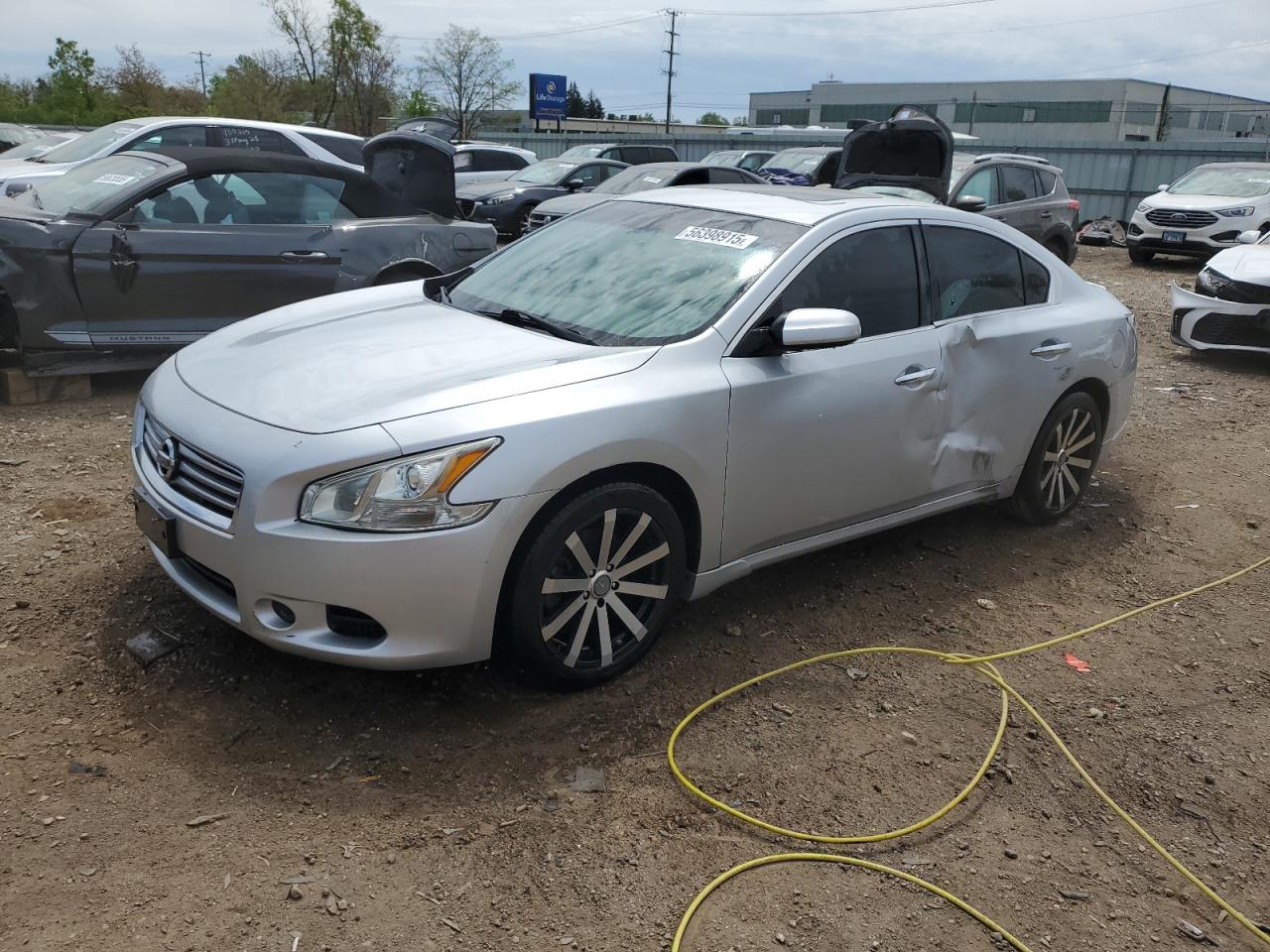 2012 Nissan Maxima S for Sale in Chicago Heights, IL - Side