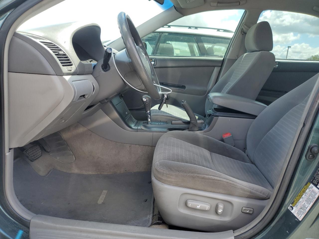 2005 Toyota Camry Le VIN: 4T1BE32K75U415032 Lot: 56669815
