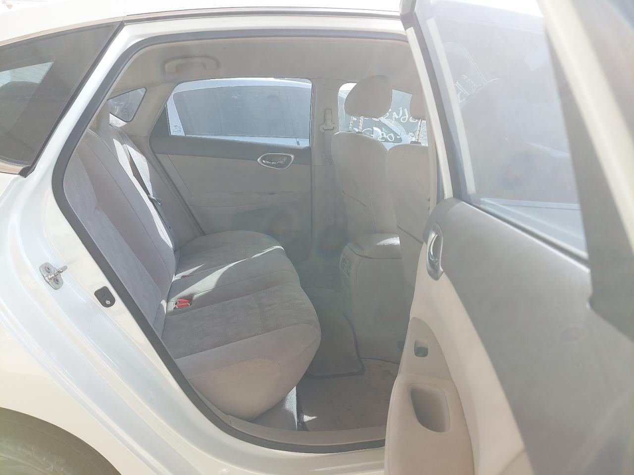 MNTBB7A95J6054300 - 2018 Nissan Sentra - #undefined