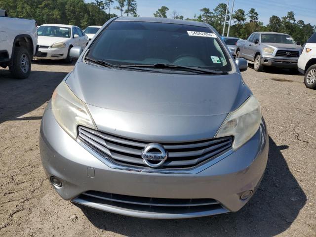 Hatchbacks NISSAN VERSA 2014 Srebrny