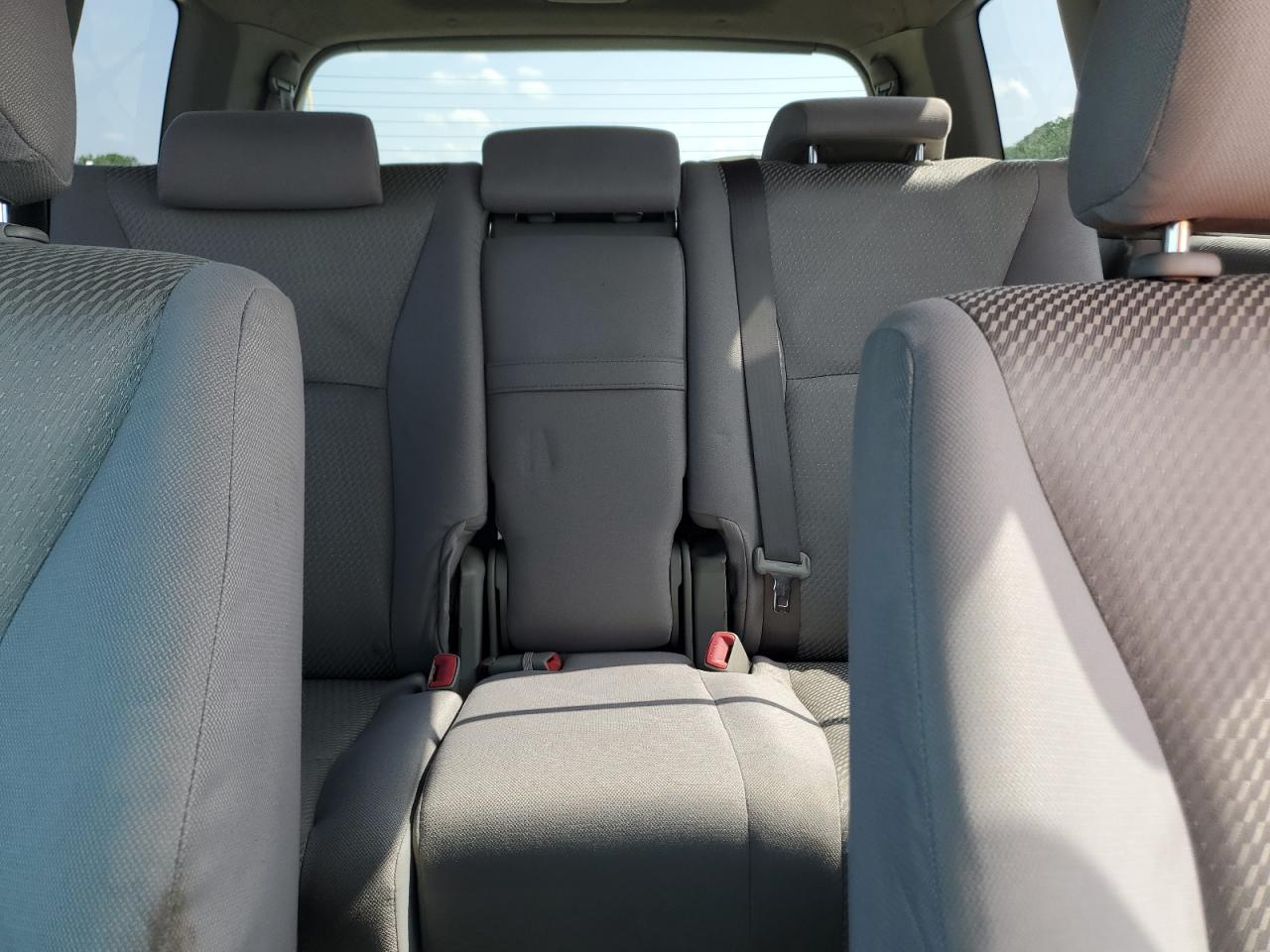 2005 Toyota Highlander Limited VIN: JTEDP21A950076321 Lot: 56123485