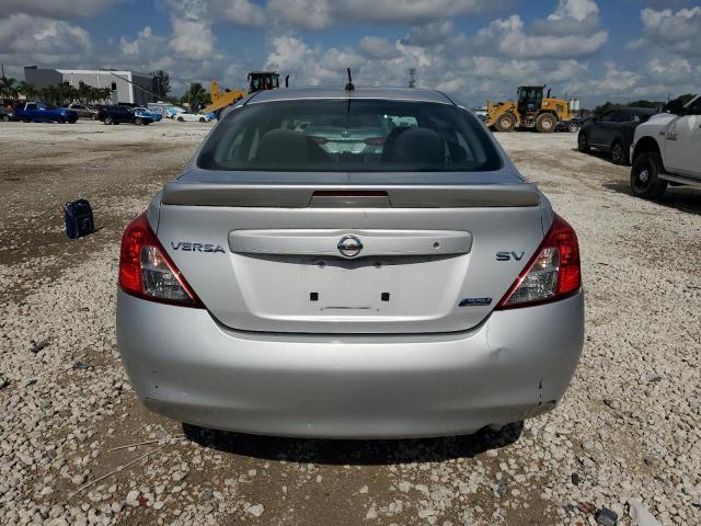  NISSAN VERSA 2014 Silver