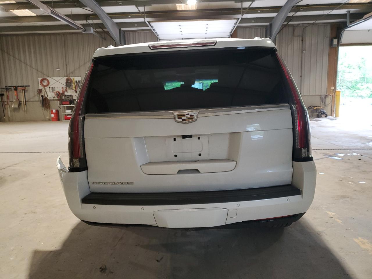 2017 Cadillac Escalade Premium Luxury VIN: 1GYS4CKJ3HR188423 Lot: 56044335