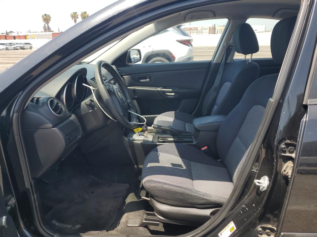 2007 Mazda 3 I VIN: JM1BK12G571718456 Lot: 55606705