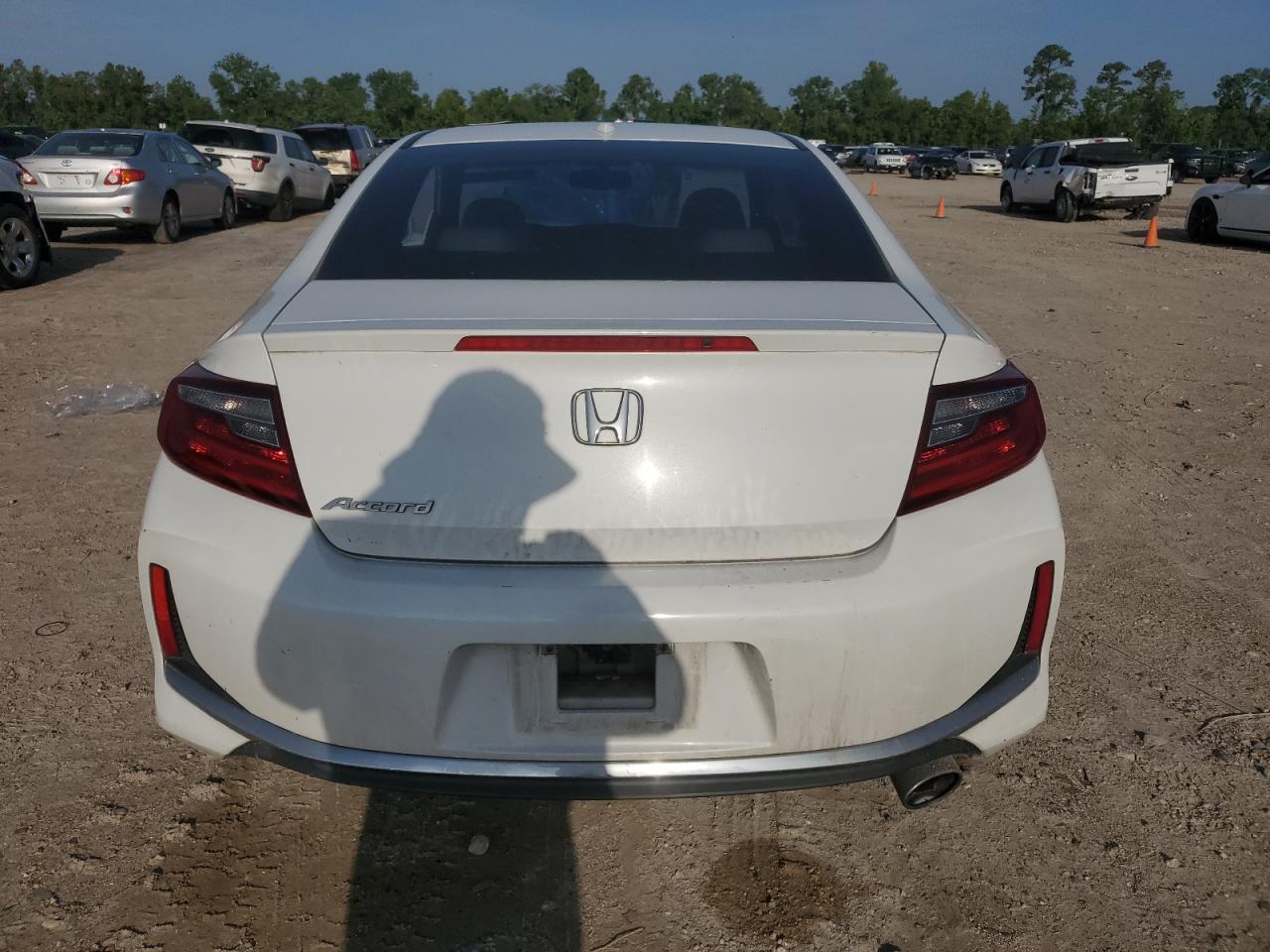 2016 Honda Accord Exl VIN: 1HGCT1B8XGA007718 Lot: 56207355