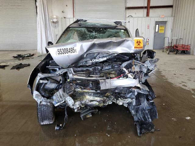  SUBARU FORESTER 2016 Srebrny