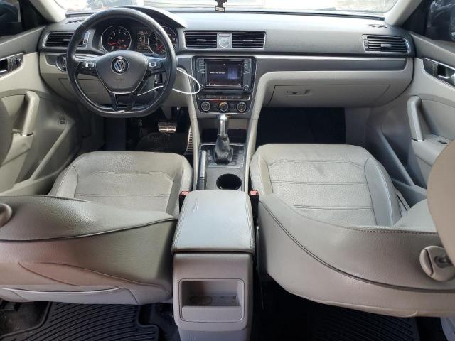  VOLKSWAGEN PASSAT 2017 Szary