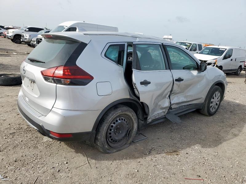  NISSAN ROGUE 2018 Серебристый