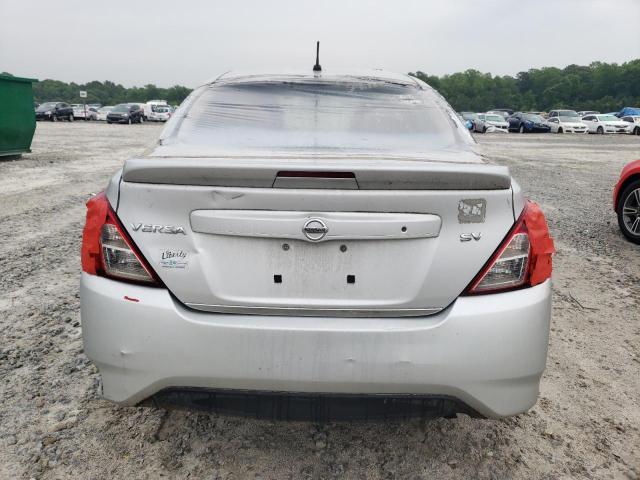  NISSAN VERSA 2017 Silver