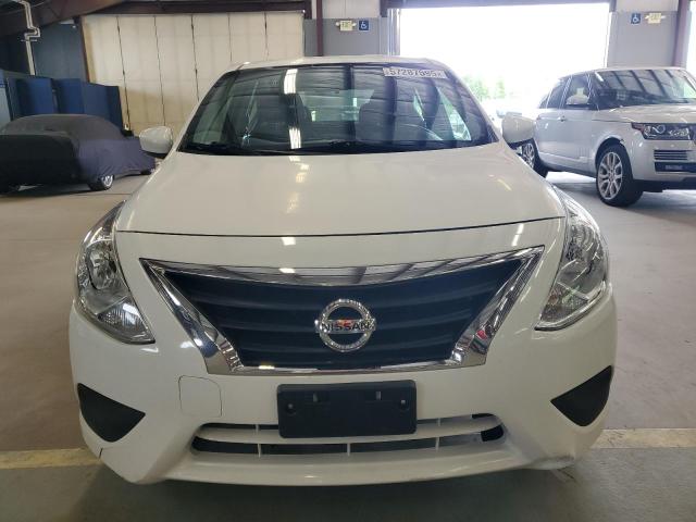  NISSAN VERSA 2019 White