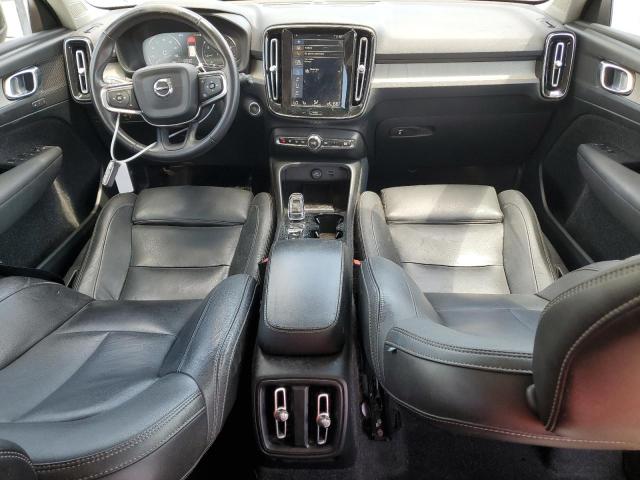  VOLVO XC40 2019 Зеленый