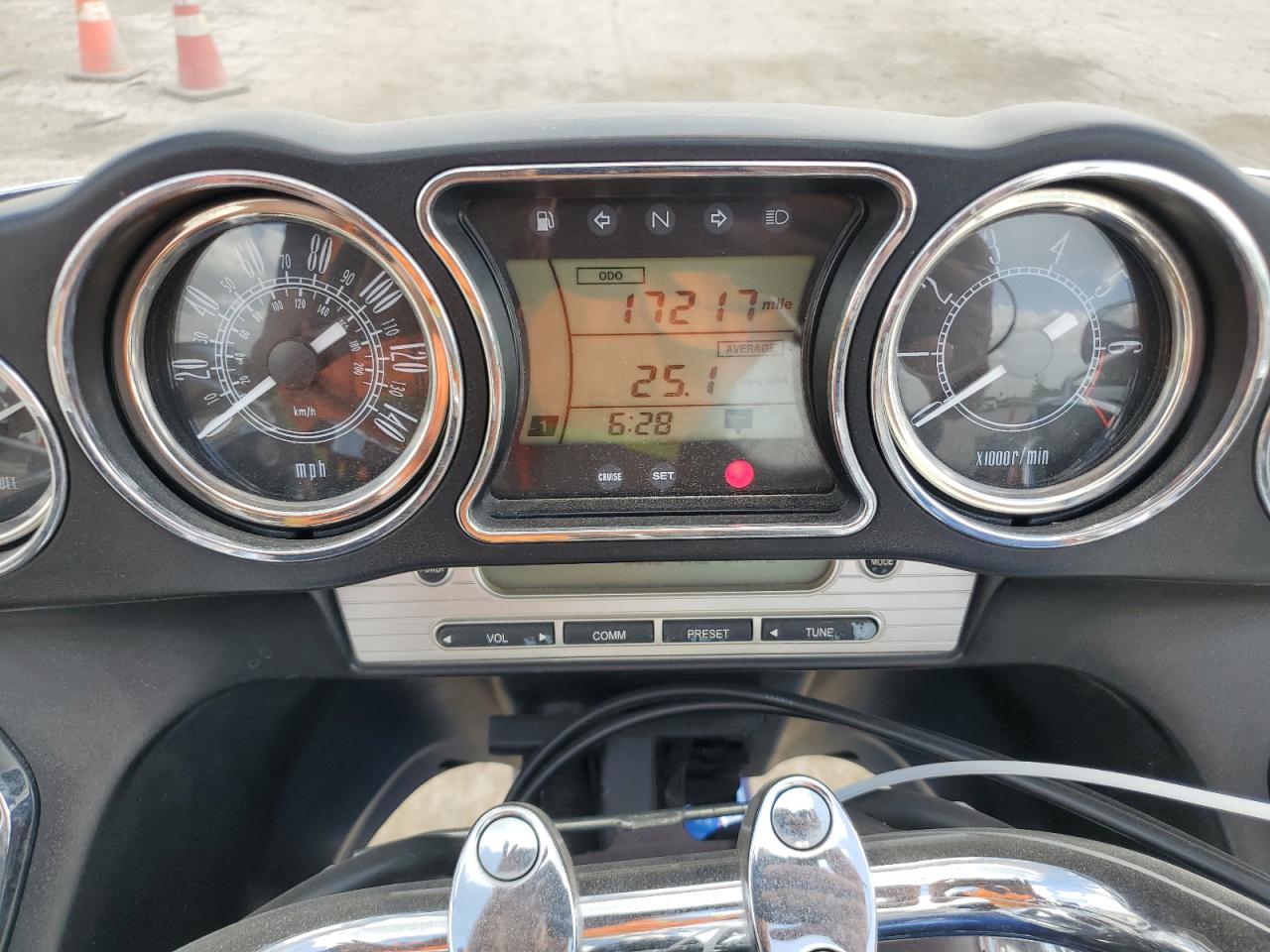 2011 Kawasaki Vn1700 A VIN: JKBVNRA13BA006283 Lot: 57341165