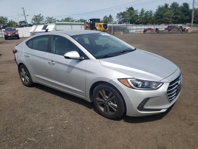  HYUNDAI ELANTRA 2017 Srebrny