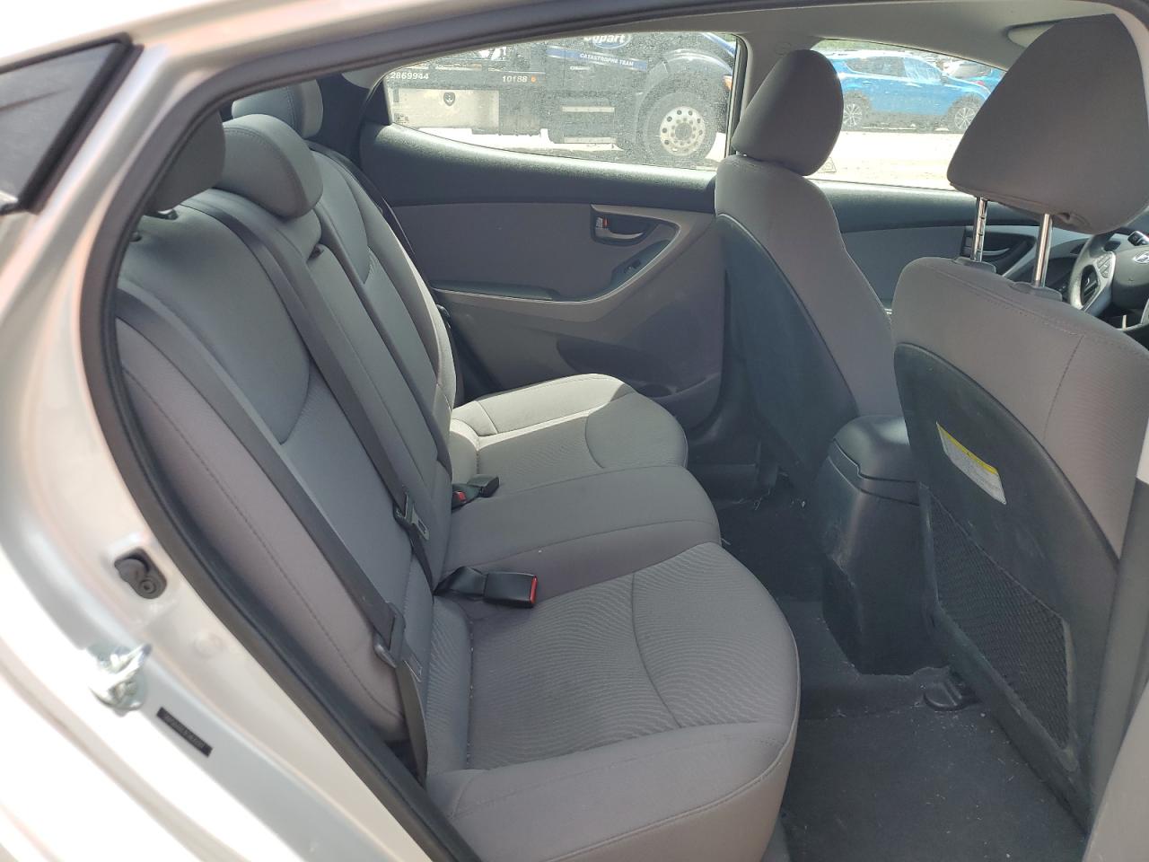 2015 Hyundai Elantra Se VIN: 5NPDH4AE4FH620311 Lot: 56530585