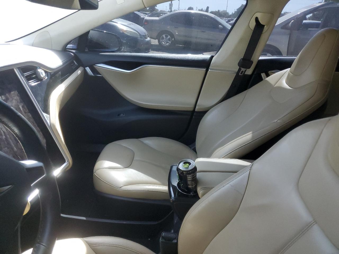 2014 Tesla Model S VIN: 5YJSA1S16EFP34569 Lot: 56563375