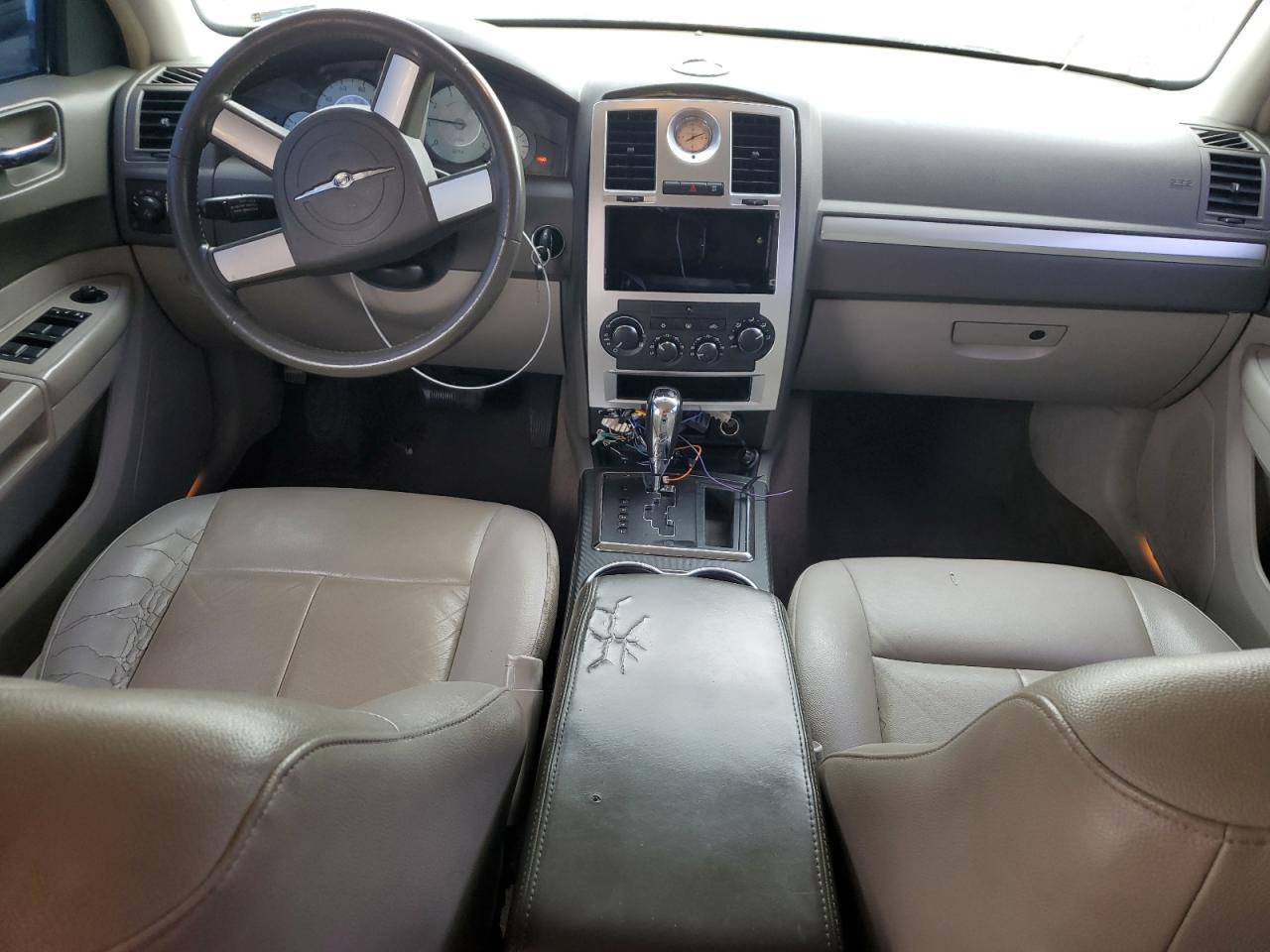 2010 Chrysler 300 Touring VIN: 2C3CA5CV7AH116571 Lot: 57383795
