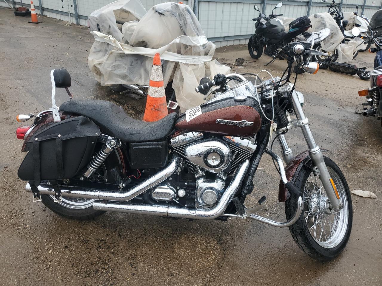 2011 Harley-Davidson Fxdc for Sale in Elgin, IL - Side