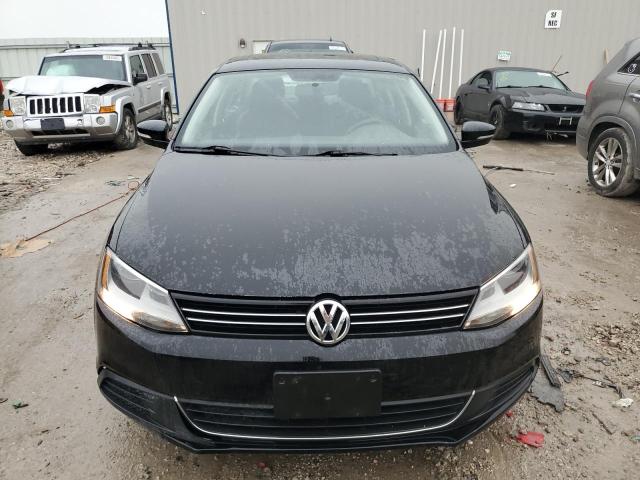 Sedans VOLKSWAGEN JETTA 2013 Czarny