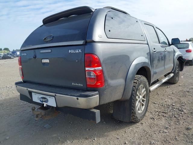 2016 TOYOTA HILUX INVI