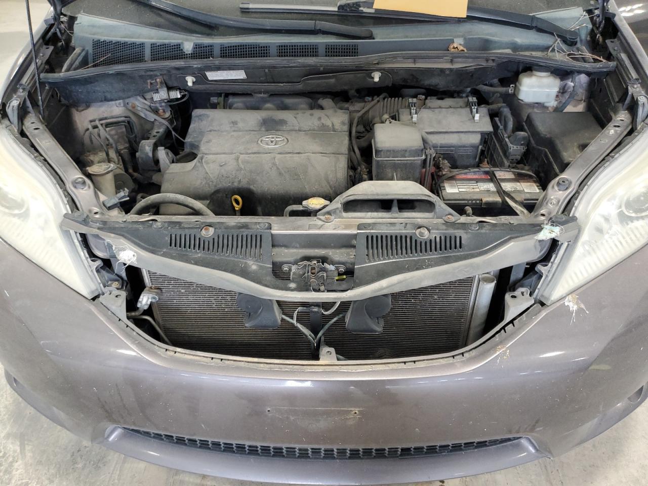 2011 Toyota Sienna Xle VIN: 5TDDK3DCXBS005787 Lot: 56923495
