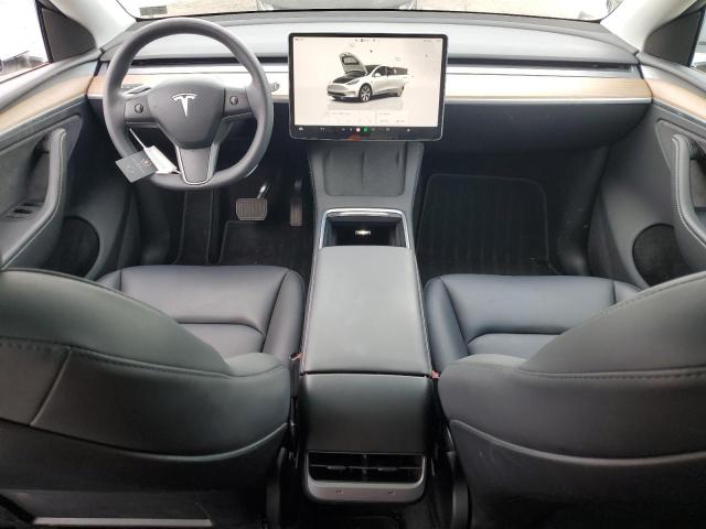  TESLA MODEL Y 2024 White