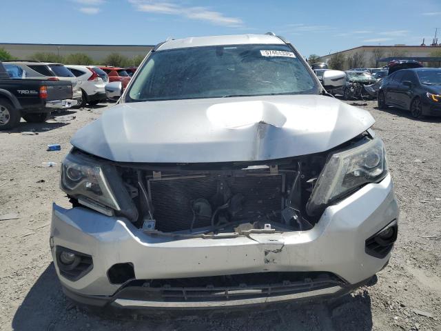  NISSAN PATHFINDER 2017 Srebrny