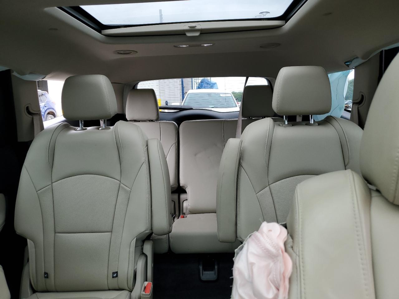2019 Buick Enclave Essence VIN: 5GAERBKW1KJ265517 Lot: 58242805