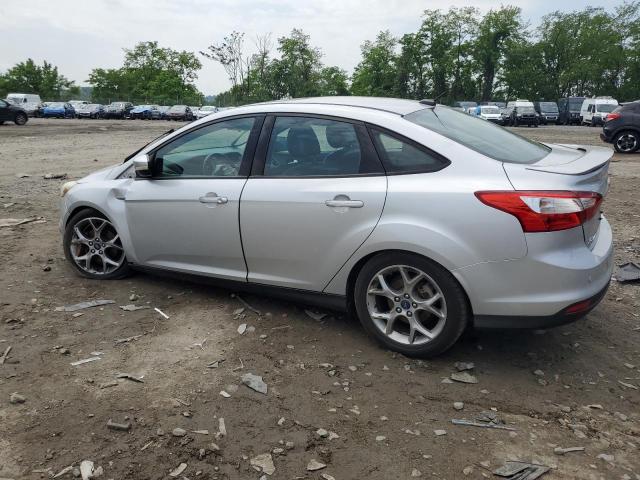  FORD FOCUS 2014 Серебристый