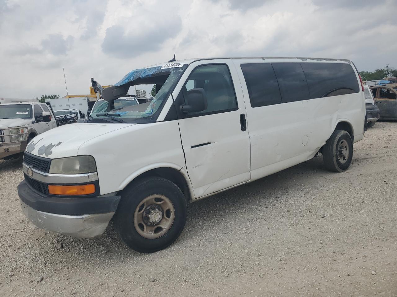 2011 Chevrolet Express G3500 Lt იყიდება San Antonio-ში, TX - Front End