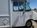 Rocky View County, AB에서 판매 중인 2012 Ford Econoline E450 Super Duty Commercial Stripped Chassis - Normal Wear