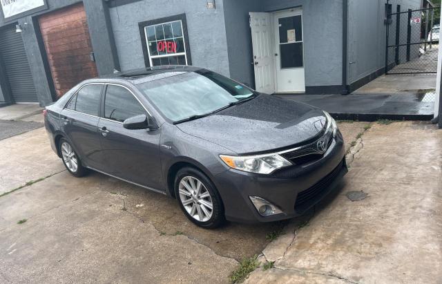 Sedans TOYOTA CAMRY 2014 Gray