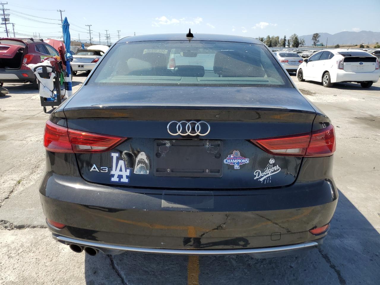 2018 Audi A3 Premium VIN: WAUAUGFF6J1062539 Lot: 56676835