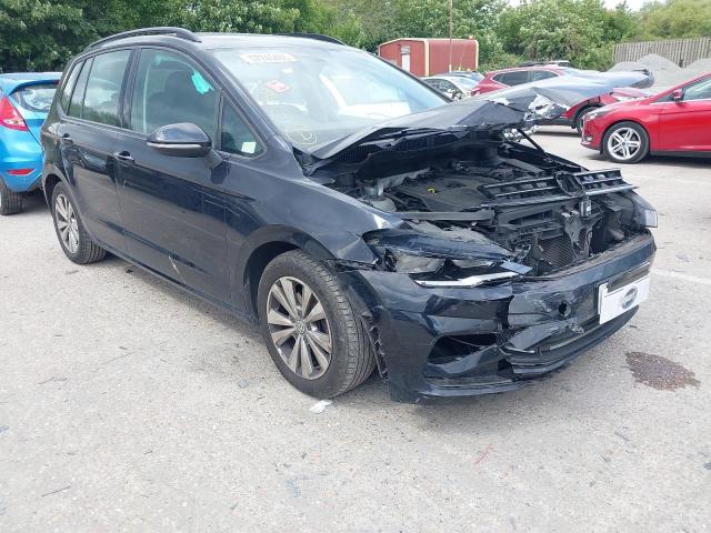 2018 VOLKSWAGEN GOLF SV SE