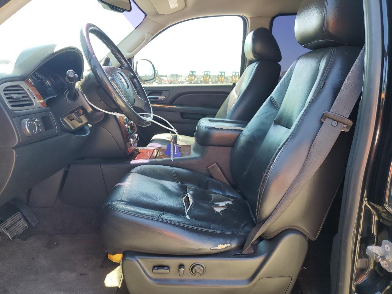 2010 Chevrolet Tahoe C1500 Ltz VIN: 1GNUCCE09AR209700 Lot: 56148945