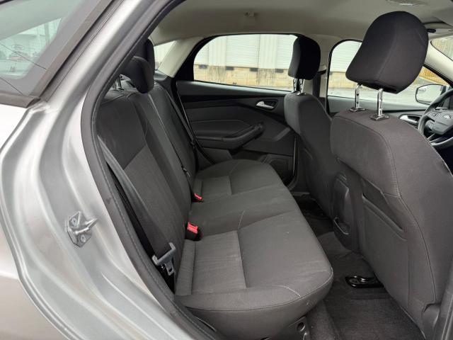  FORD FOCUS 2017 Szary