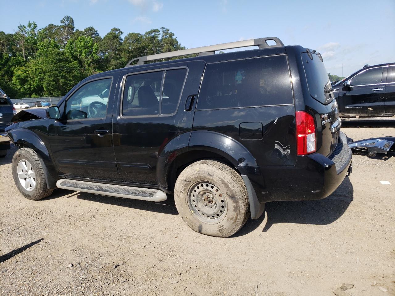 2011 Nissan Pathfinder S VIN: 5N1AR1NN4BC624045 Lot: 56396325