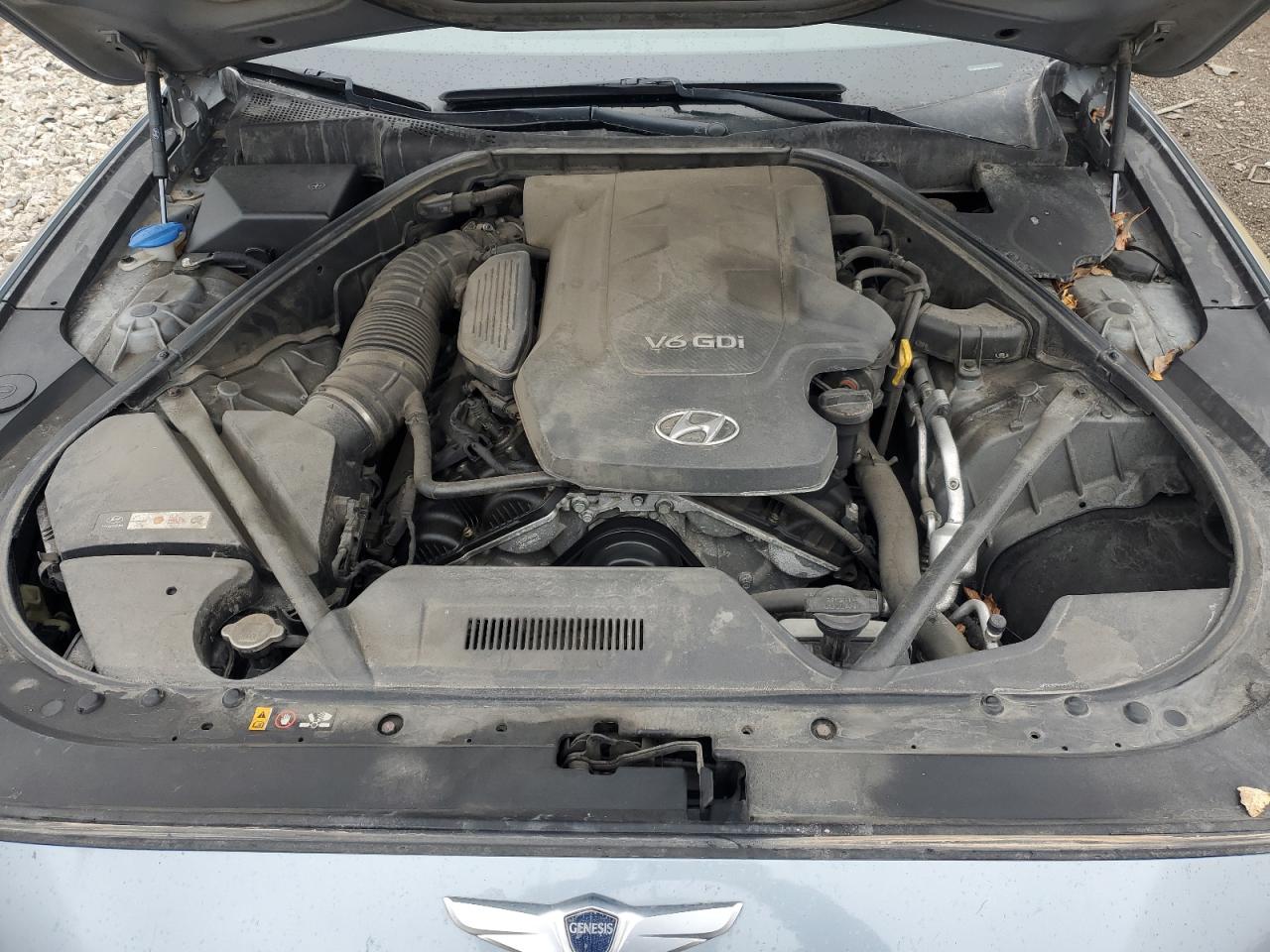 2015 Hyundai Genesis 3.8L VIN: KMHGN4JE8FU085037 Lot: 57531595