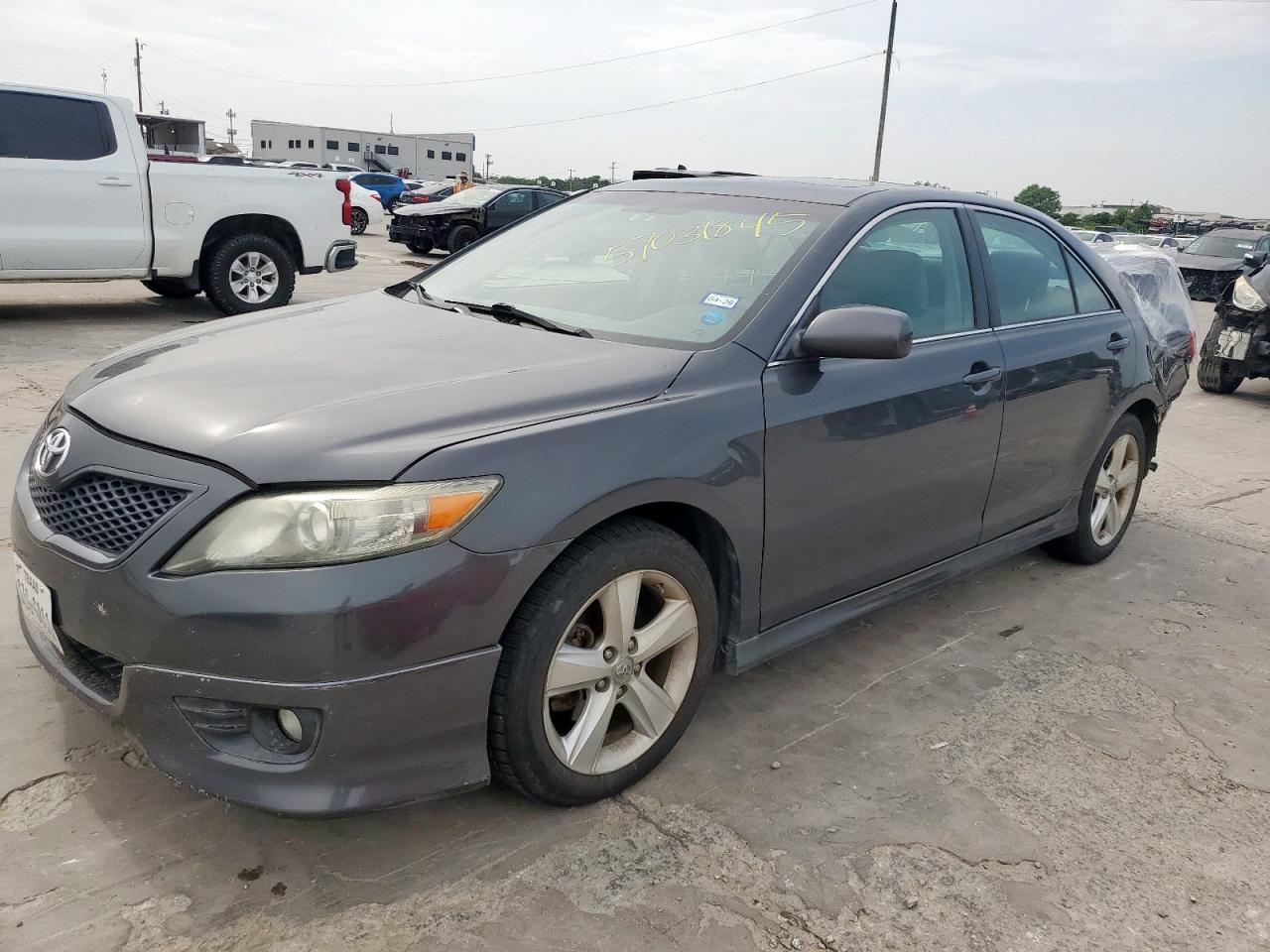 2011 Toyota Camry Base VIN: 4T1BF3EK5BU638433 Lot: 57031845