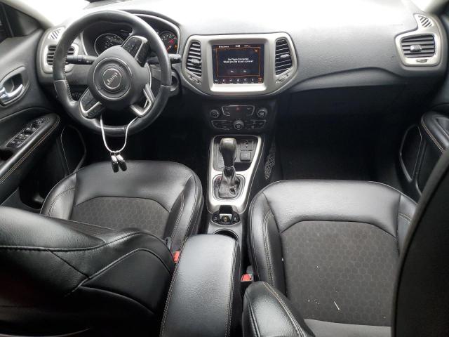  JEEP COMPASS 2018 Srebrny