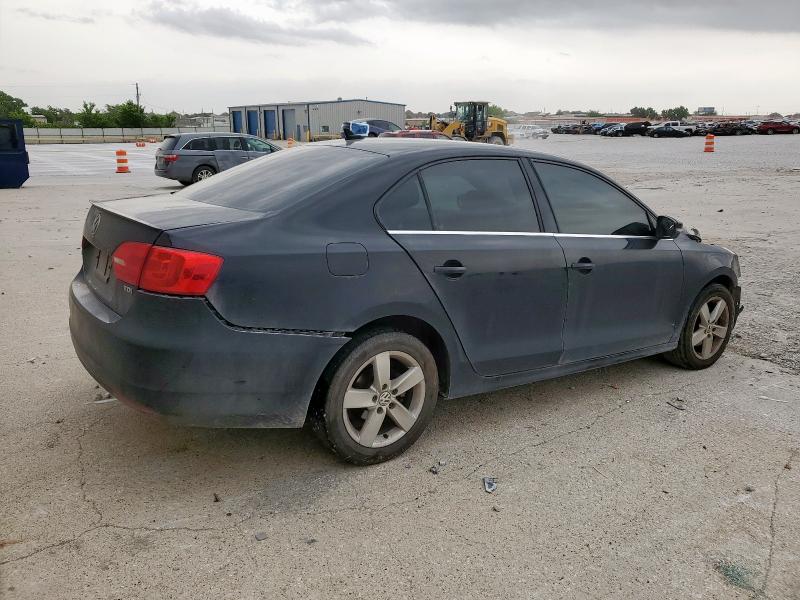  VOLKSWAGEN JETTA 2014 Czarny