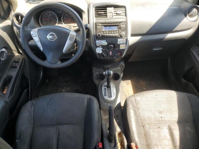  NISSAN VERSA 2017 Szary